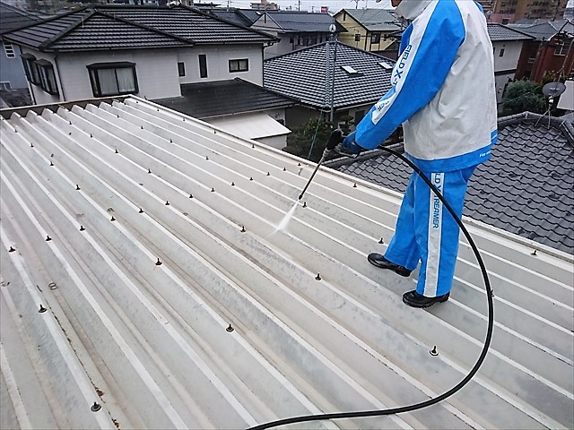 折板屋根高水圧洗浄３ 20170313_R
